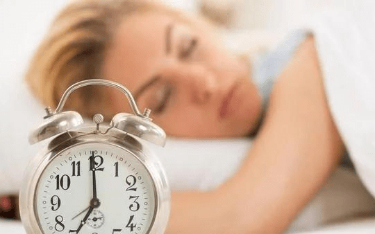 降低|糖尿病的“15条”饮食铁规李爱国主任整理出来，糖尿病患者照着吃