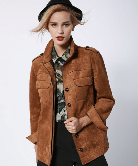 原创棒球风的麂皮外衣给本来就酷帅的麂皮面料增众了中性的滋味