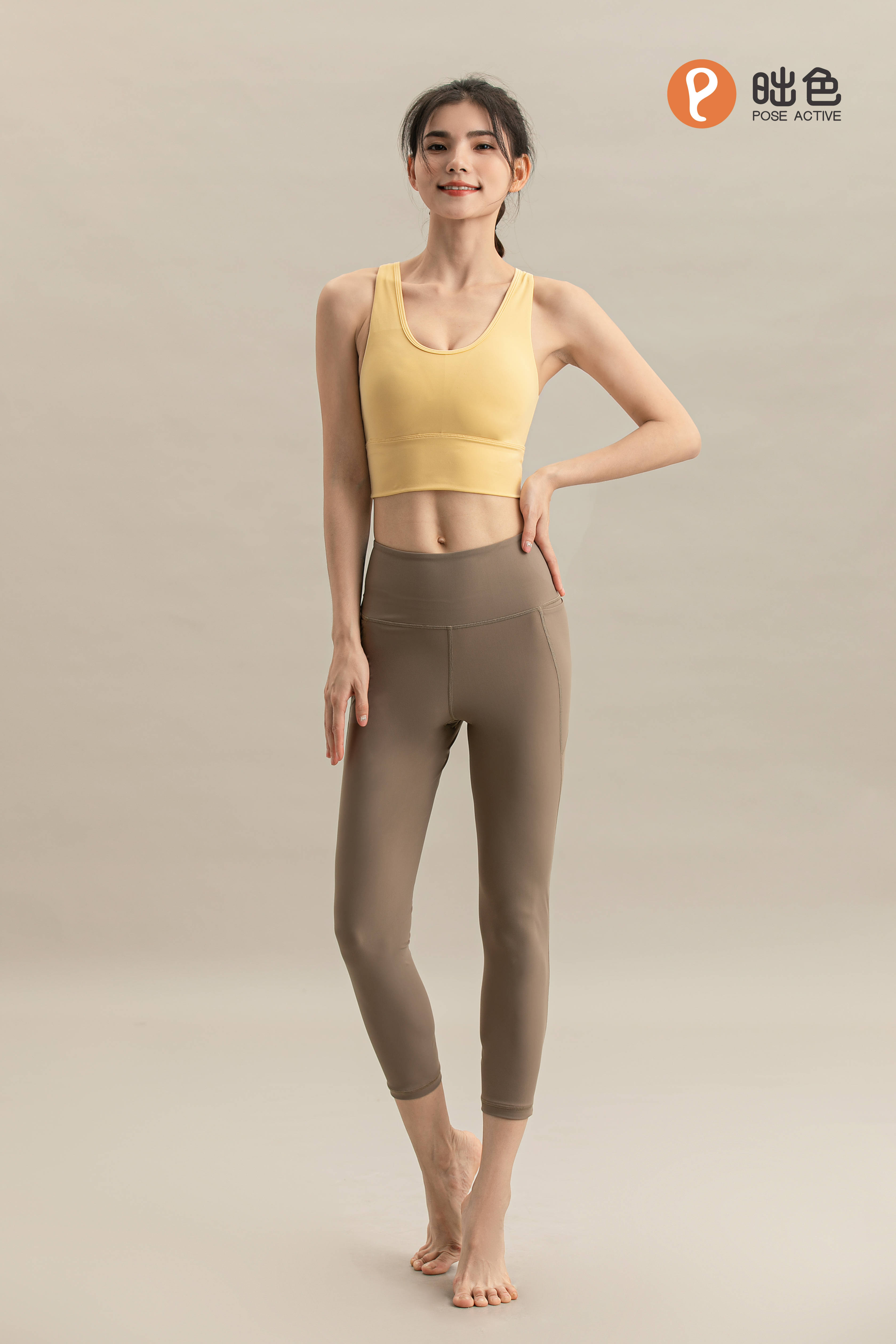 瑜伽裤引领新的时尚潮流