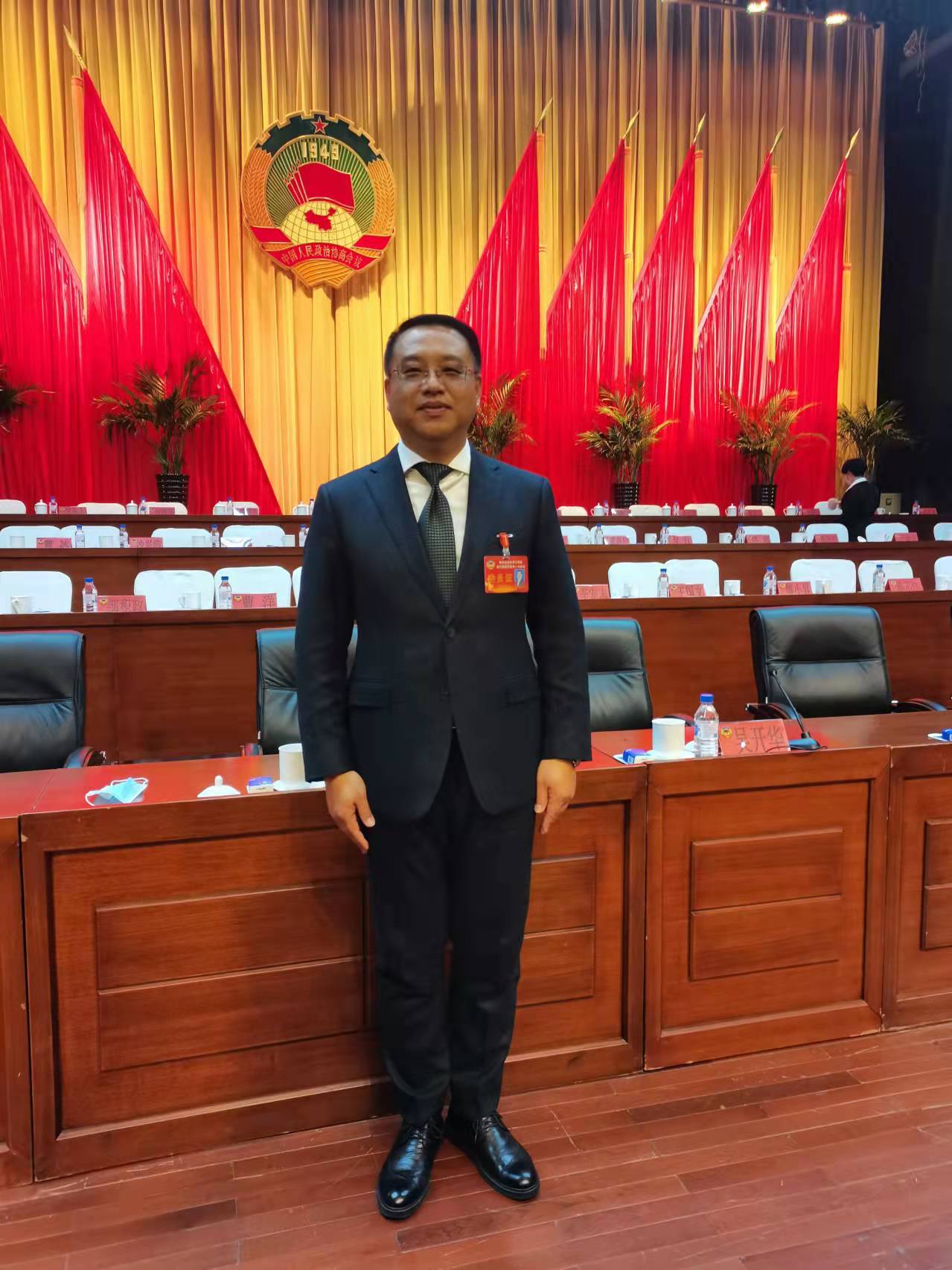 辽宁省文化产业协会副会长吴江当选为政协大连普兰店区常委