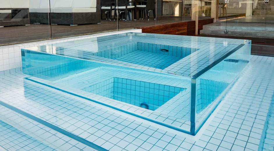高级的亚克力泳池不一样的新体验