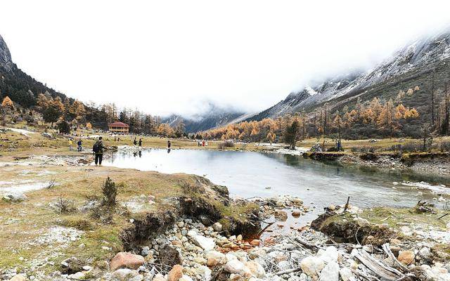 四川红叶观赏胜地，景色媲美九寨沟，网友：一定要去