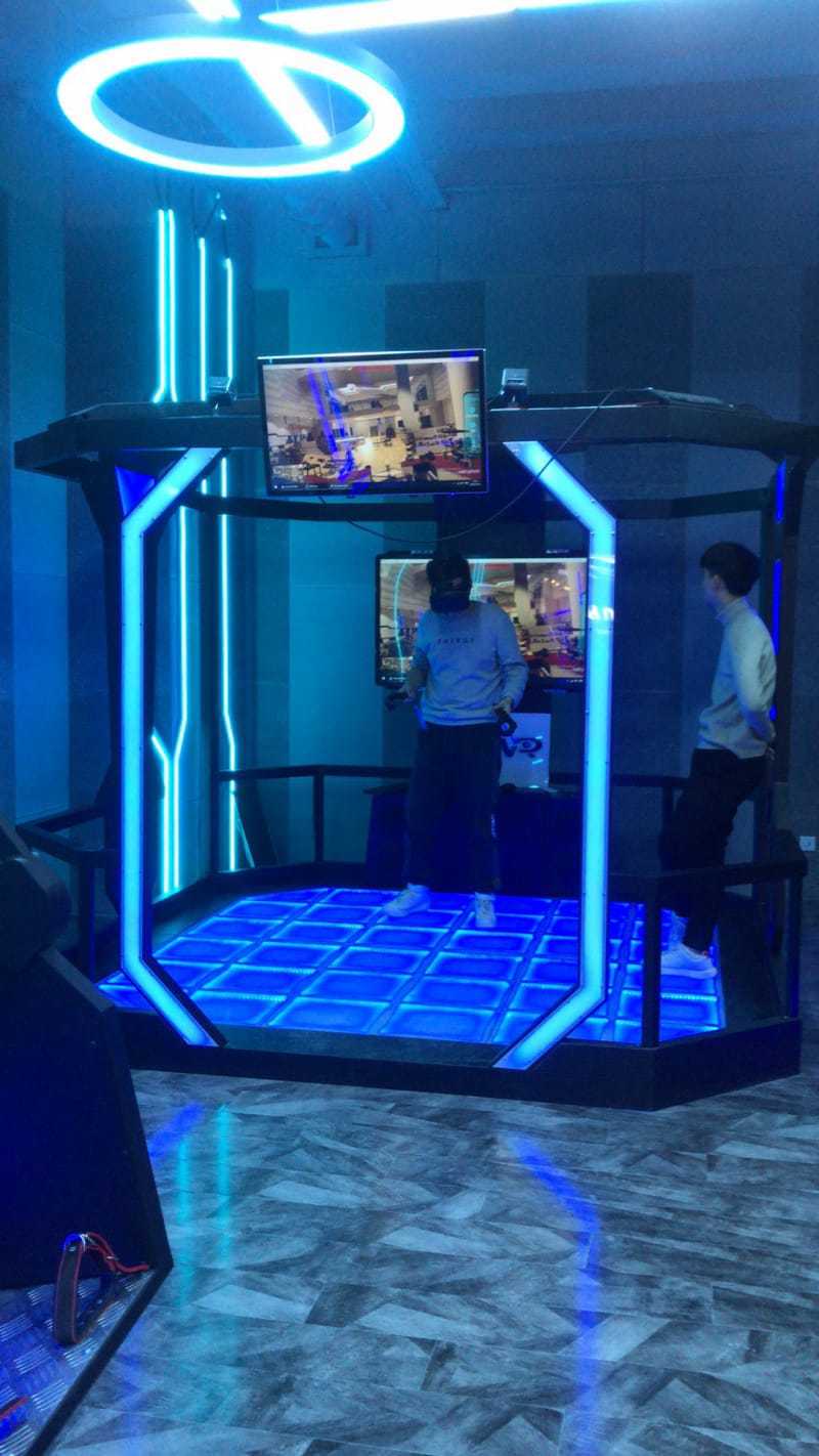 新乡在商场开一家vr体验馆需要投资多少本钱