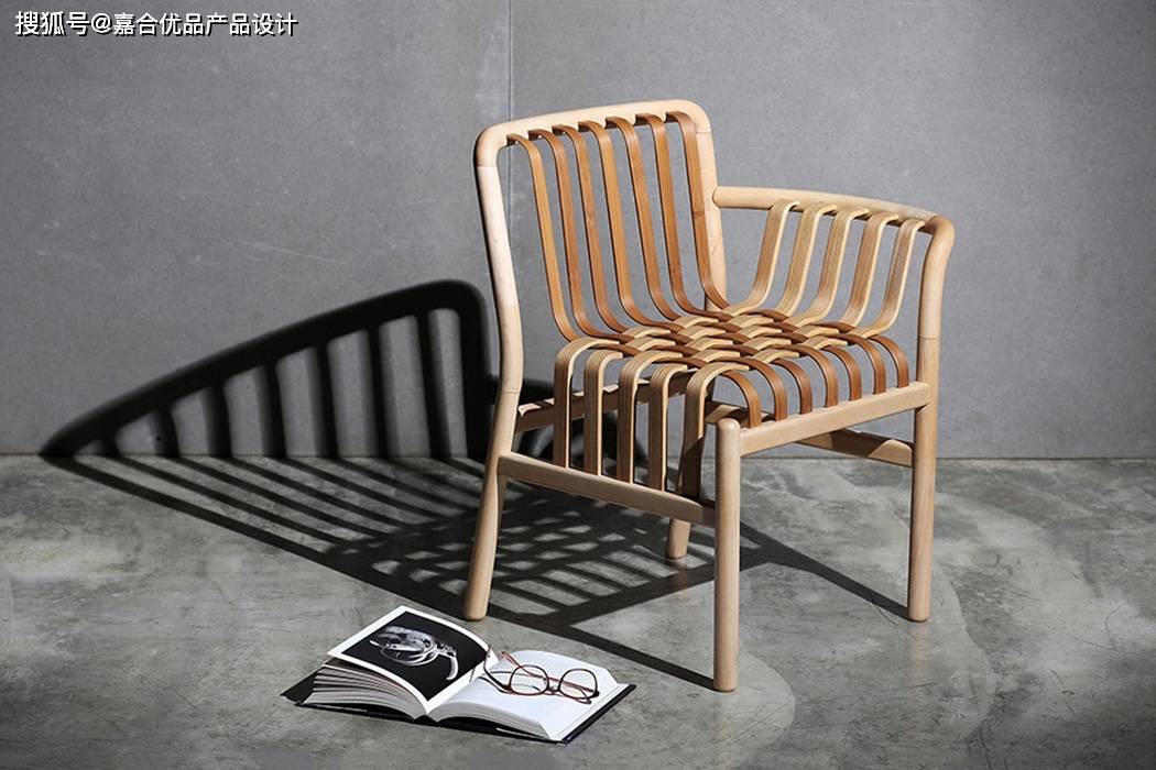 屡获殊荣的竹椅产品设计的灵感来自于瀑布