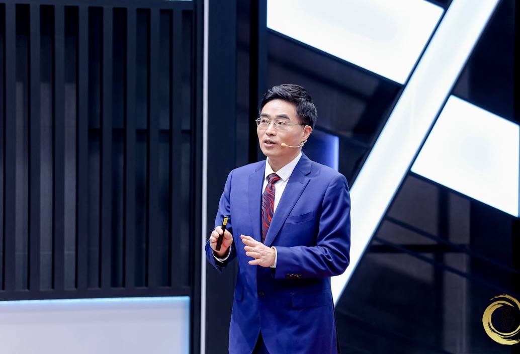 第四届易剑东体育思想跨年五环一剑奥林匹克的盛宴和中国体育的狂欢