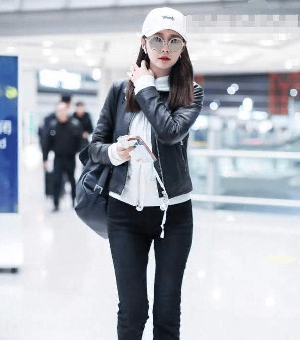 显得 穿搭少女心满地,小个子秋冬搭出大长腿!