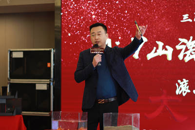 "三防"手机 并联手《步步为赢》首创全国滚子大赛_产业_大连_老年人