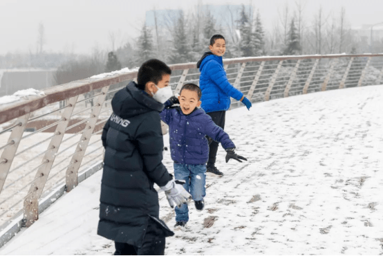 阳光铺|西安航天基地：雪落“疫”散，一切皆安！