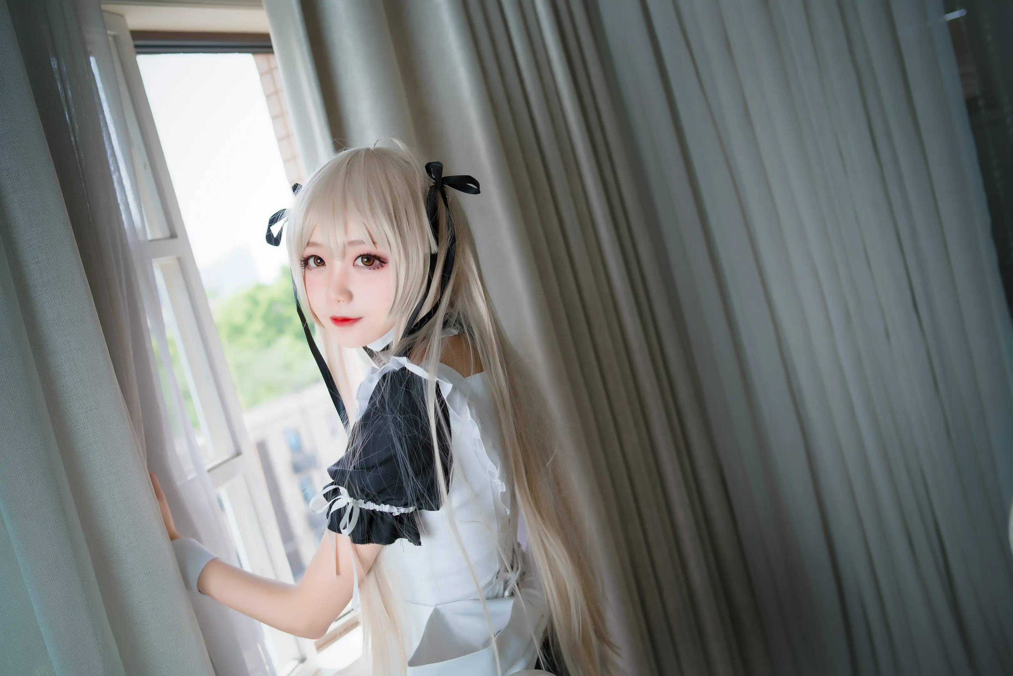 图片 cos：穹妹女仆