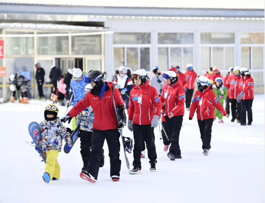 冬奥|一起向未来·放歌冰雪迎冬奥主题快闪活动在呼和浩特举行