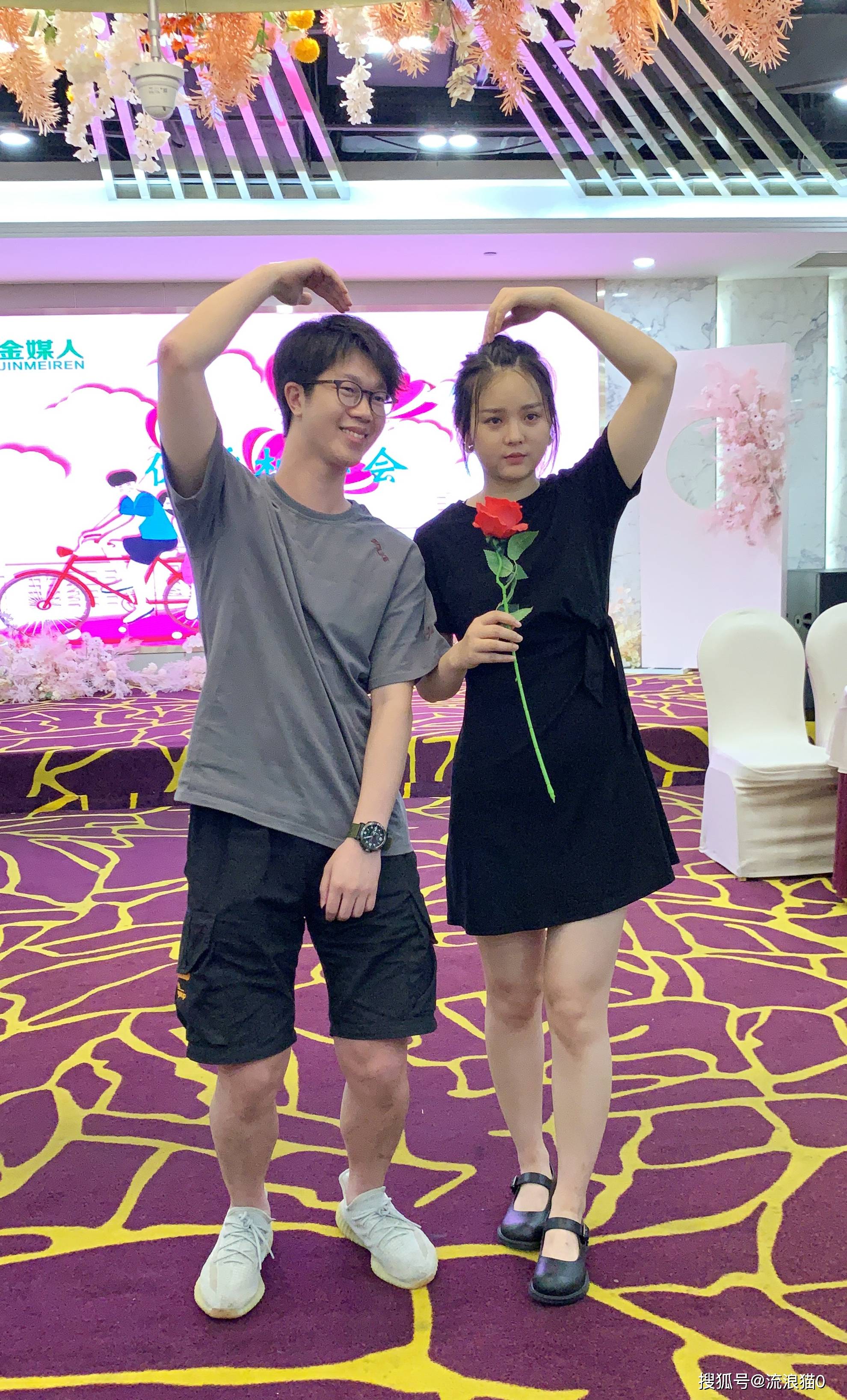 深圳金媒人婚介解读同城交友案例女生主动聊天意味着喜欢吗