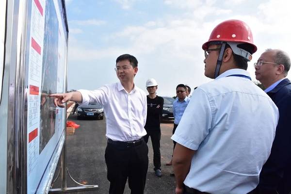 刘冲调研文昌国际航天城重点项目建设