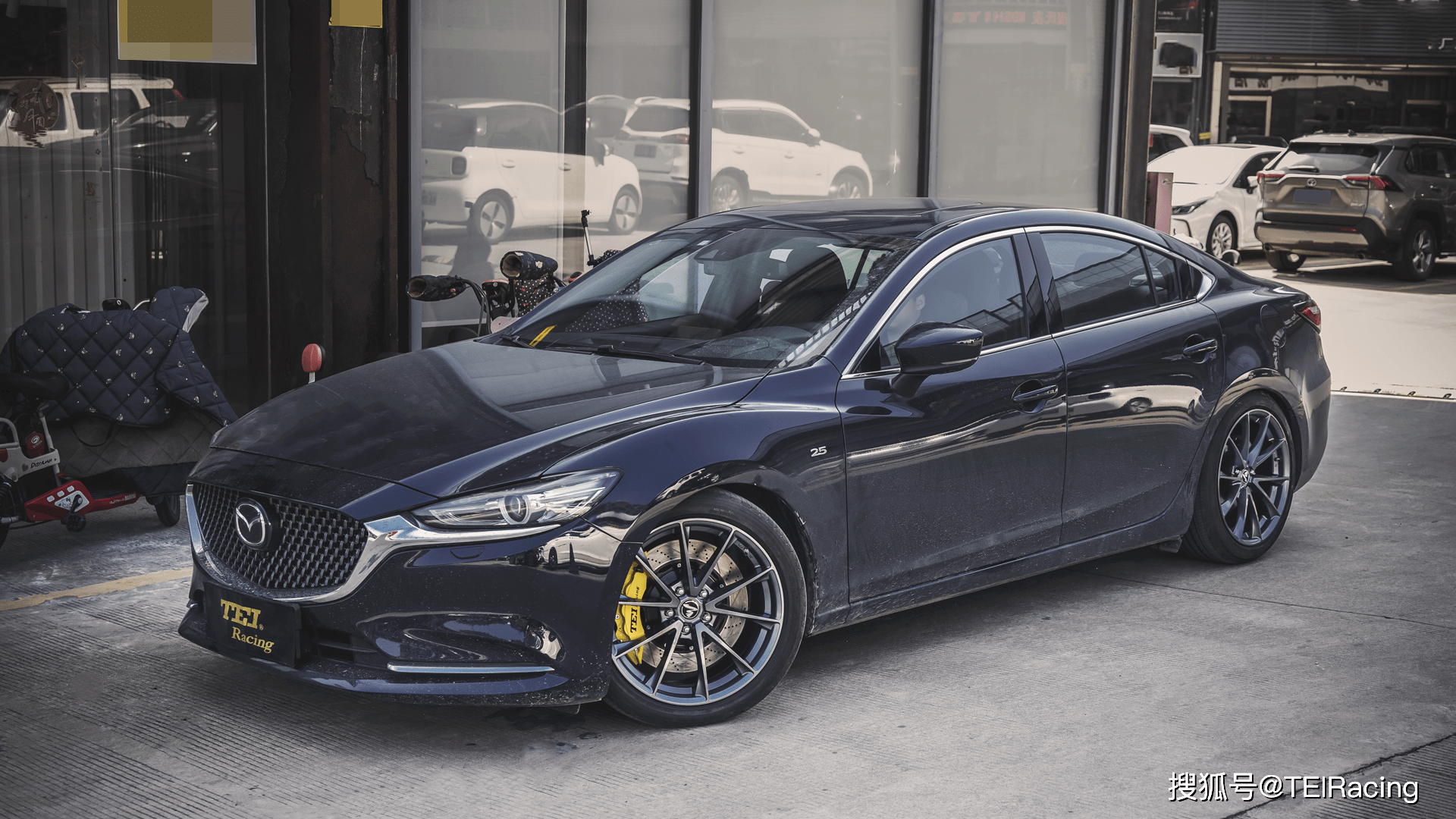 汽车刹车改装分享,阿特兹21款升级tei刹车套件,前p60es六活塞卡钳