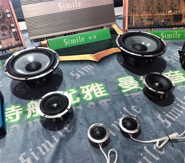 热门汽车改装东莞车乐汇汽车音响改装诗蔓pst62d诗蔓sk33音响改装