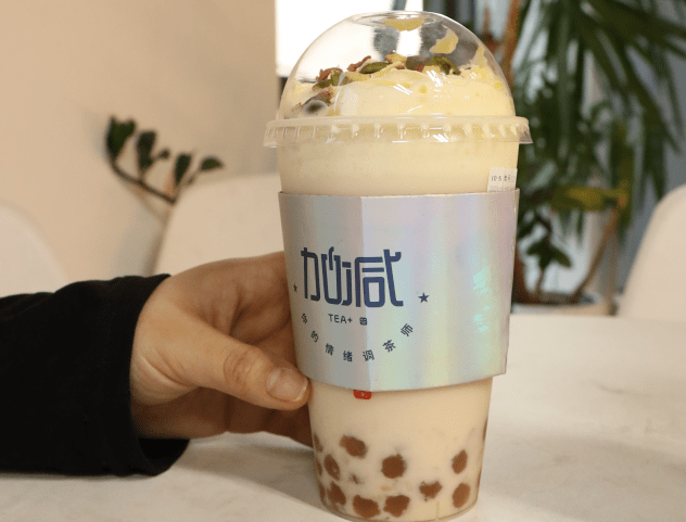 加减奶茶虽说同样对奶茶有着很高的热情,但消费能力还是存在一定的