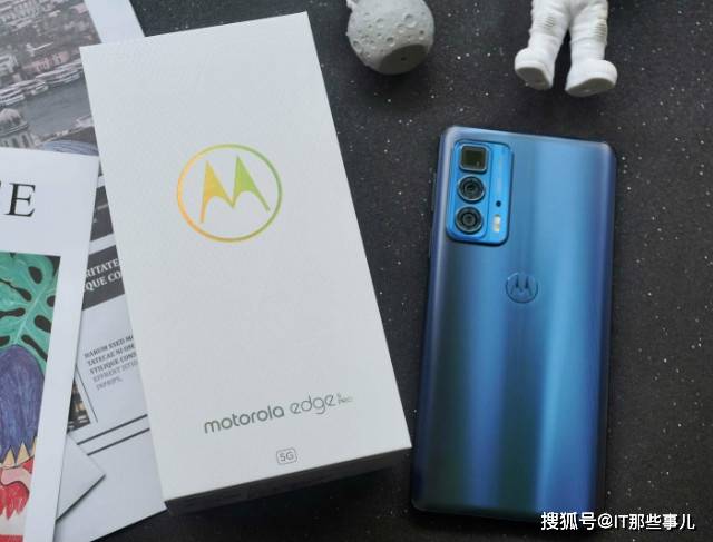 仅1999元 12G内存和50X变焦 价格亲民的骁龙870手机