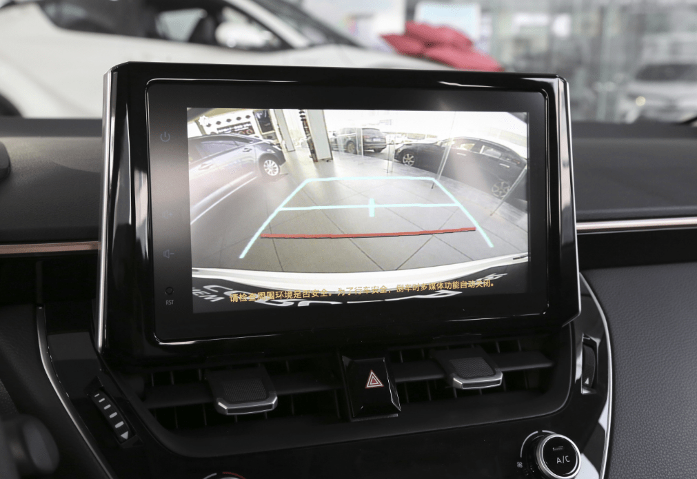 为什么很多人都买15l的卡罗拉性价比这么高具体分析你就懂了