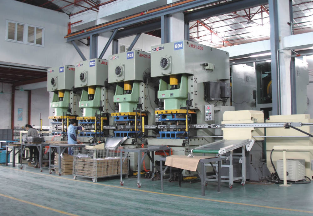 多位置连续冲压机械手的工作原理_生产_加工_工位