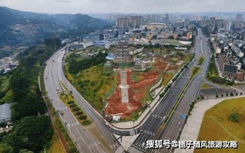 宜宾市GDP_四川21市2021年经济成绩单:成都GDP全省第一,宜宾增速亮眼,6城...