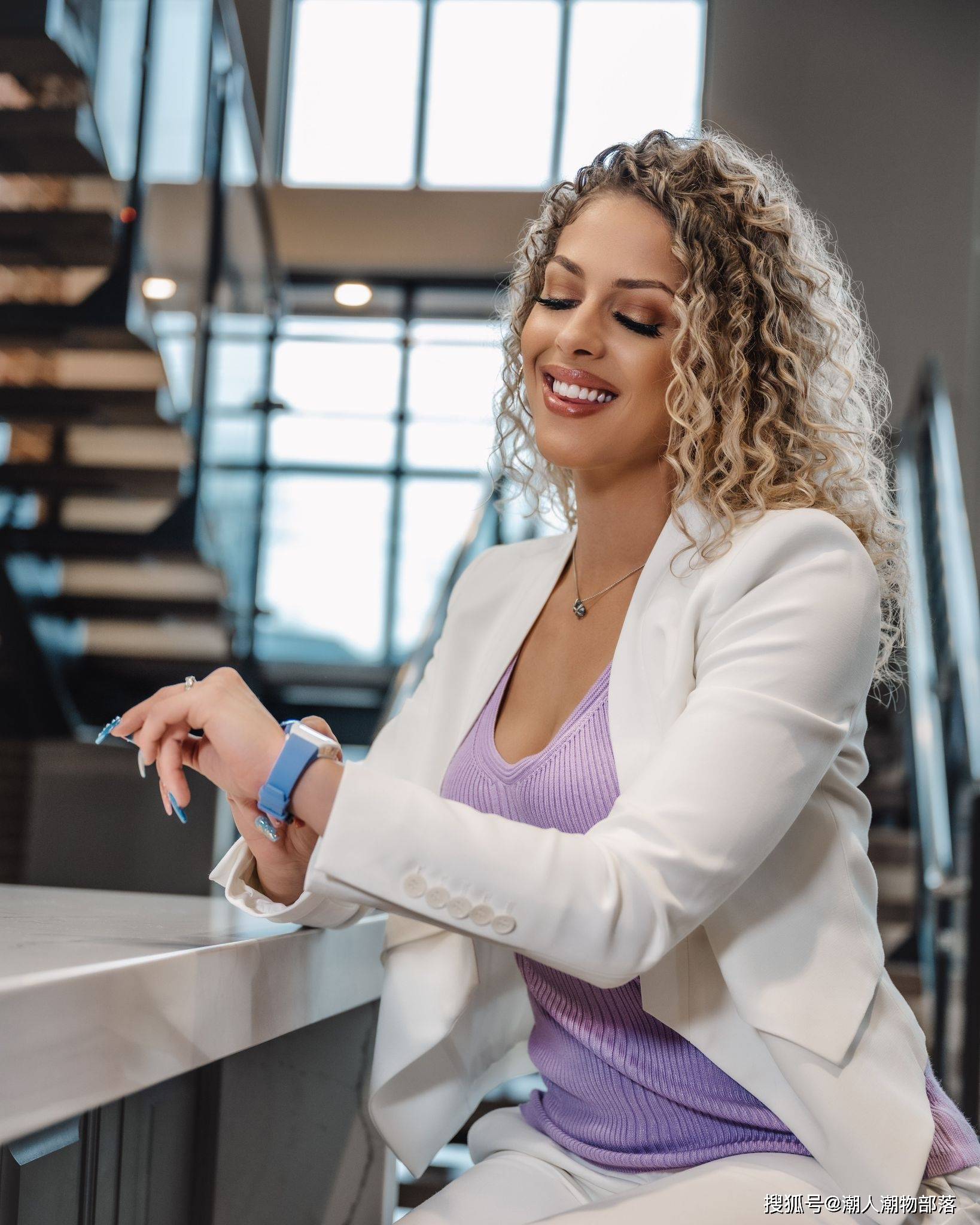 de星辑模特歌手演员企业家jillisalynn一直在路上