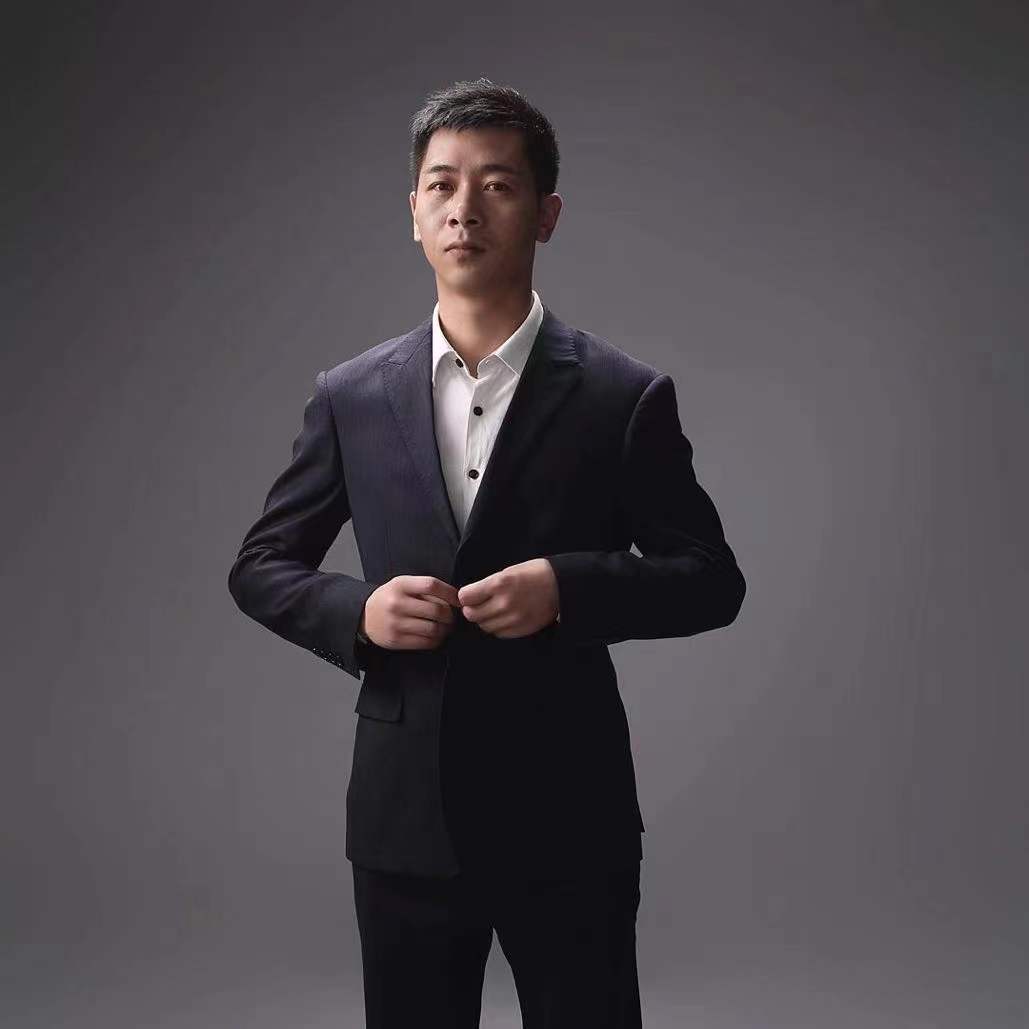 高级护肤导师申超林讲师