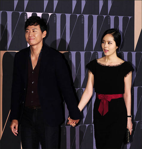 韩佳人计划孩子满三周年复出,结婚前恋爱曾遭到经纪公司反对_延政勋