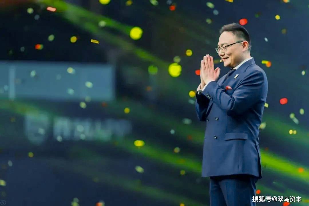 非议众多,这个赛道越来越拥挤,包括喜马拉雅,知乎,荔枝,罗辑思维