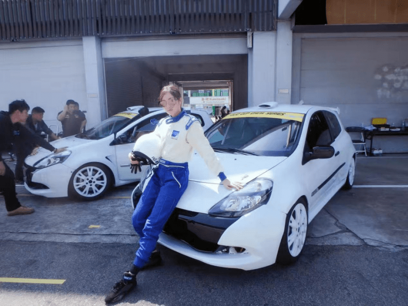 最美狙击手林琳奇居然是腿精