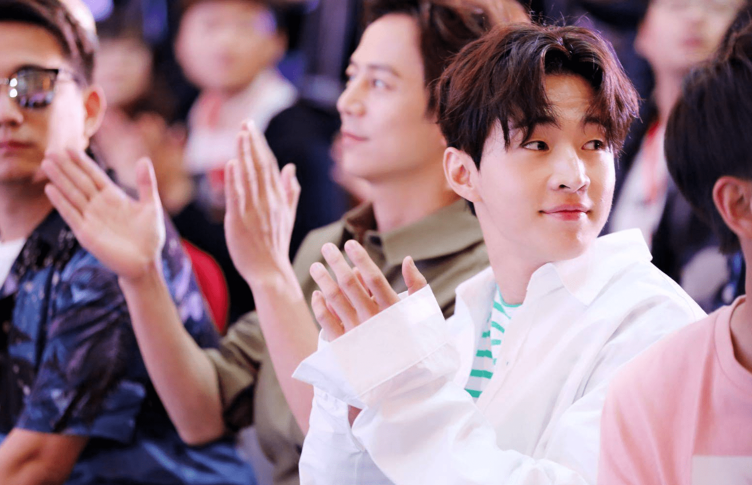 原创向往的生活第六季开播刘宪华回归成空想张艺兴表现精彩