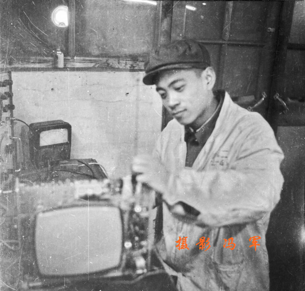 原创历史的记载昆仑精神永放光芒原北京东风电视机厂厂史之一
