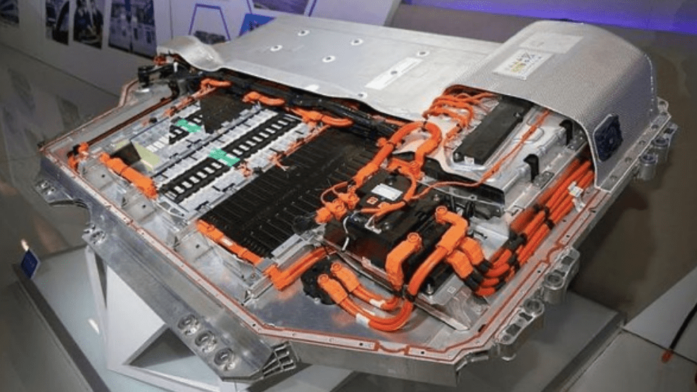 总容量达约70千瓦·时,华晨宝马没有公布i3的电池是购买的哪家电池厂