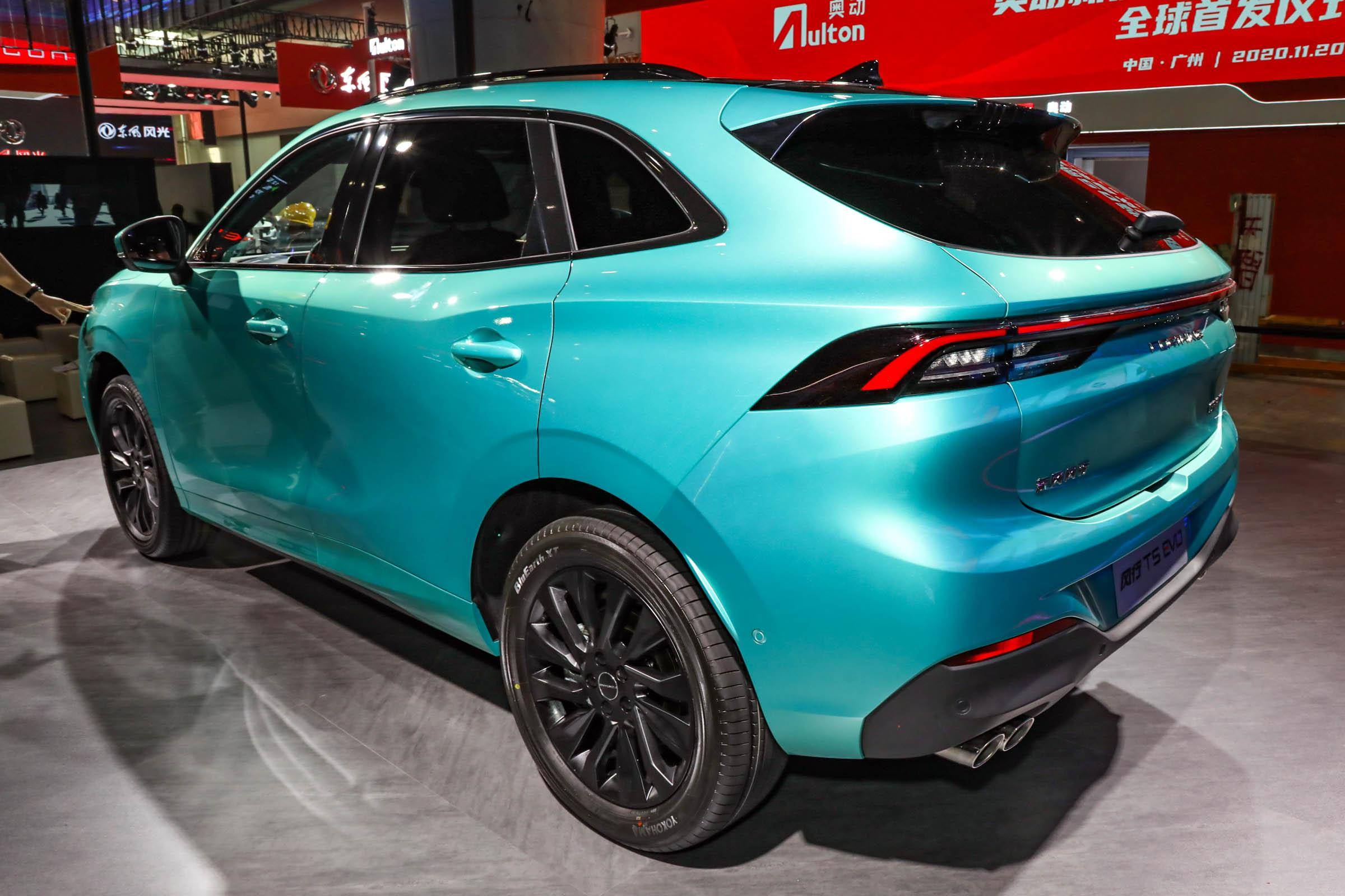 东风风行新款t5evo专利图曝光外观更激进精神小伙的座驾