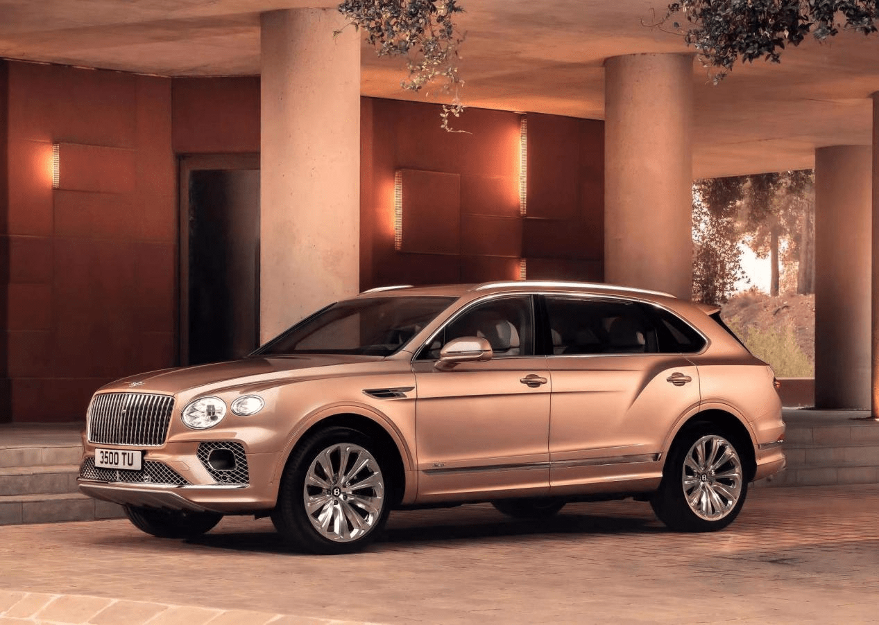 宾利添越推出长轴距版车型后排空间更奢华