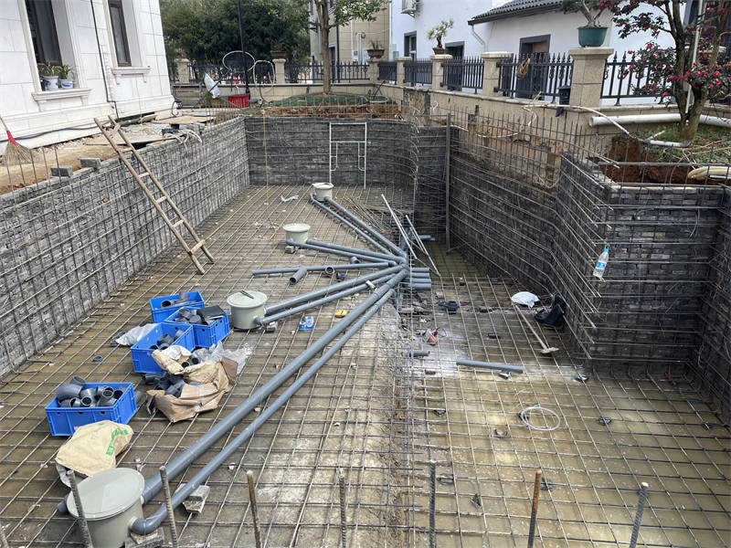 煦瑞生态水如何把拆除的旧池建造成标杆锦鲤鱼池完整的鱼池过滤系统