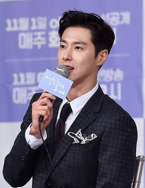 郑允浩将演员回归时隔五年出演电视剧race