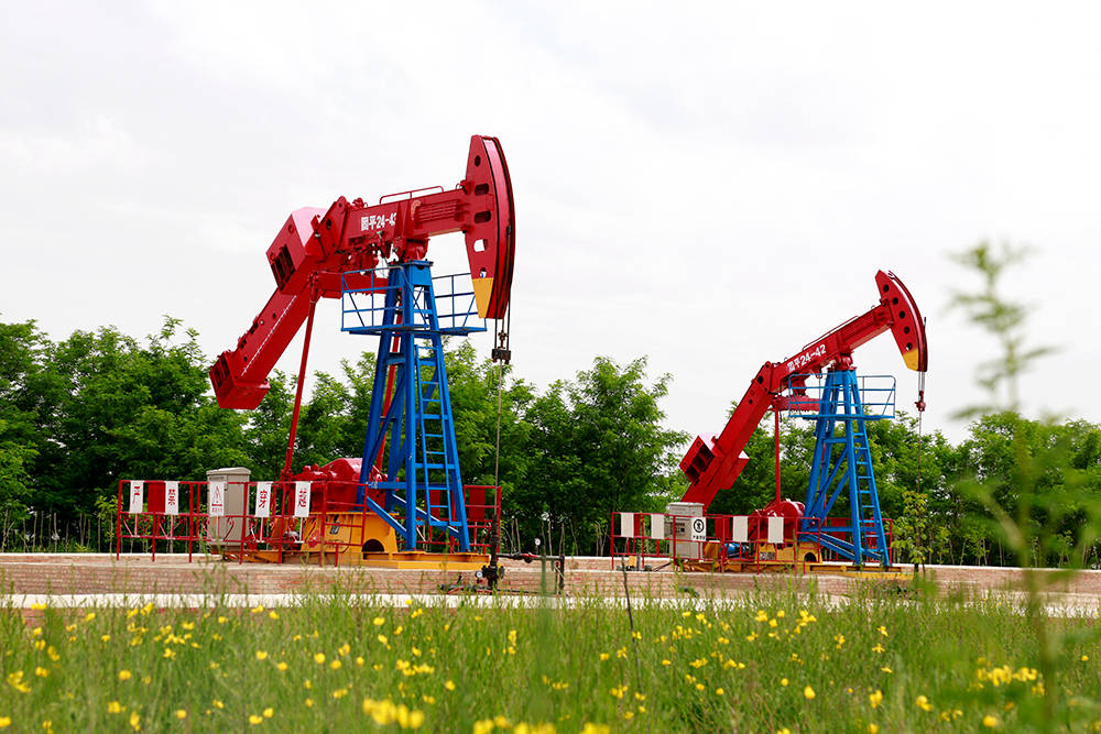 长庆油田采油十二厂调整发展战略守护绿水青山 长庆油田采油十二厂调整发展战略守护绿水青山