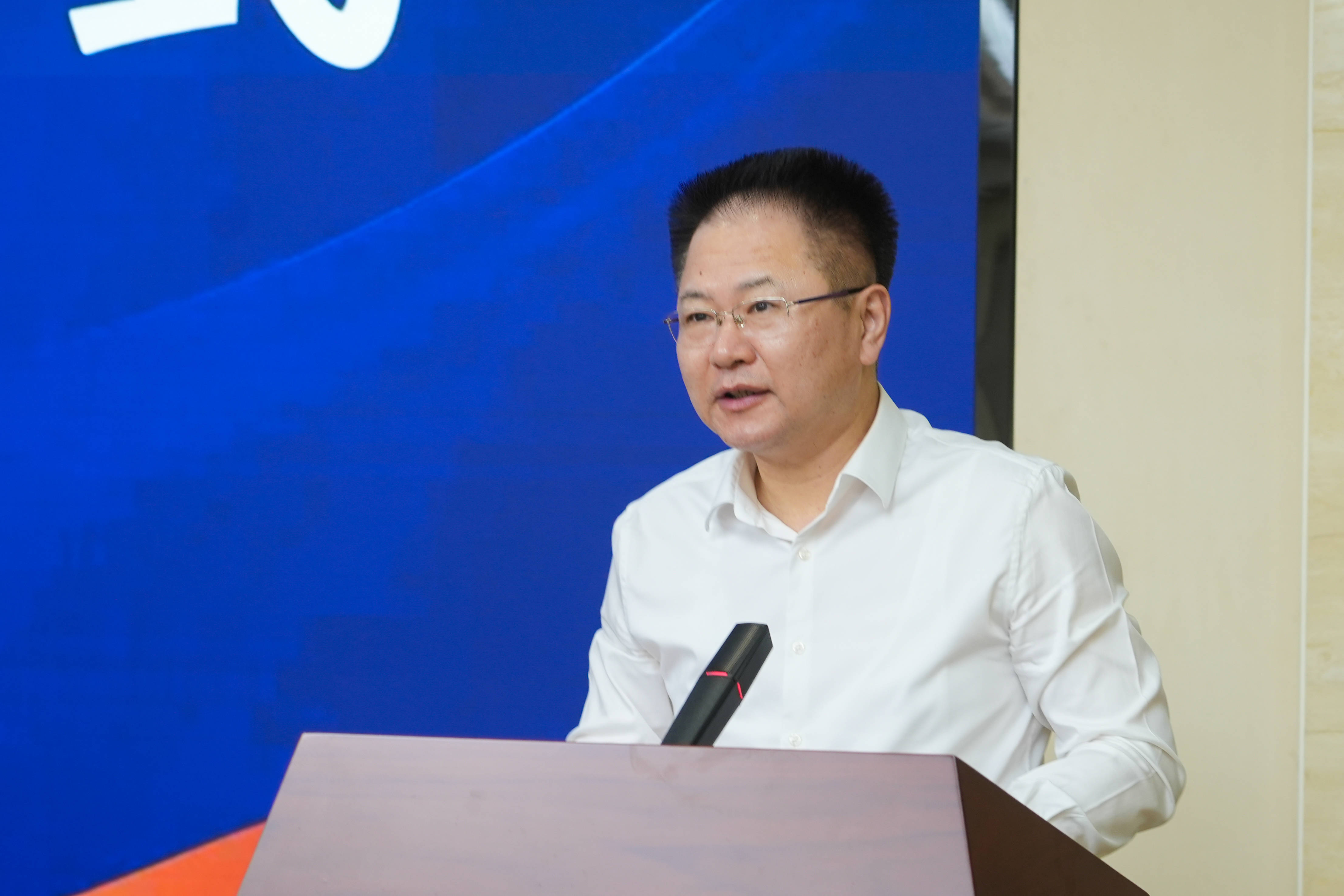 泰达控股党委书记,董事长曲德福对国开行天津分行多年以来对泰达控股