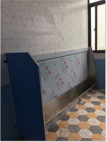 长沙幼儿园卫生间安装不锈钢小便池洗手槽