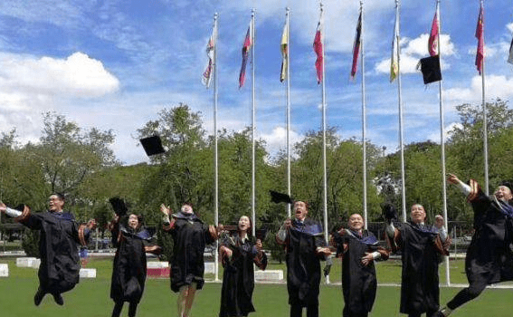 新加坡国立大学毕业证图片