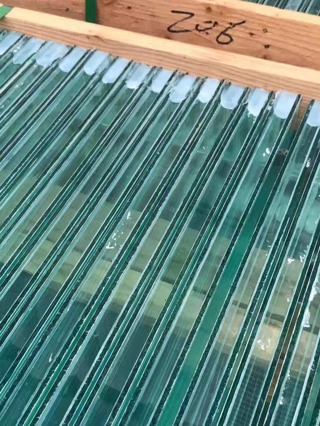 高硼硅防火玻璃的应用为什么呼声越来越高