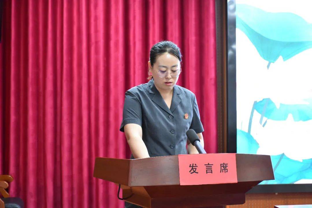 立案庭庭长孟丽沙:"勤为生,廉养德;淡明志,俭修身,在办好案件同时要
