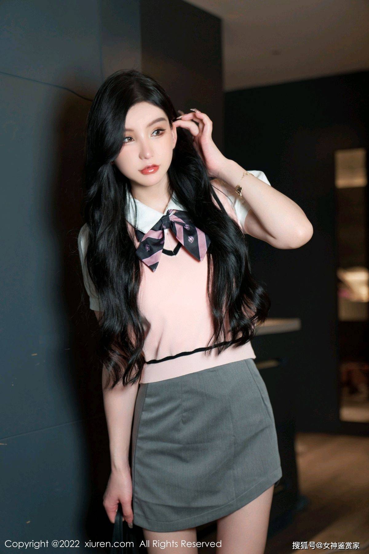 高校女学生jk制服,甜美又不失可爱——周于希sally