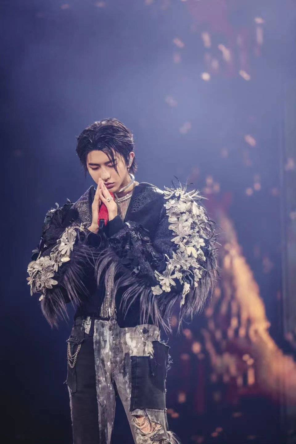 蔡徐坤7月17日演唱会一周年，官宣新歌7月22上线-搜狐大视野-搜狐新闻