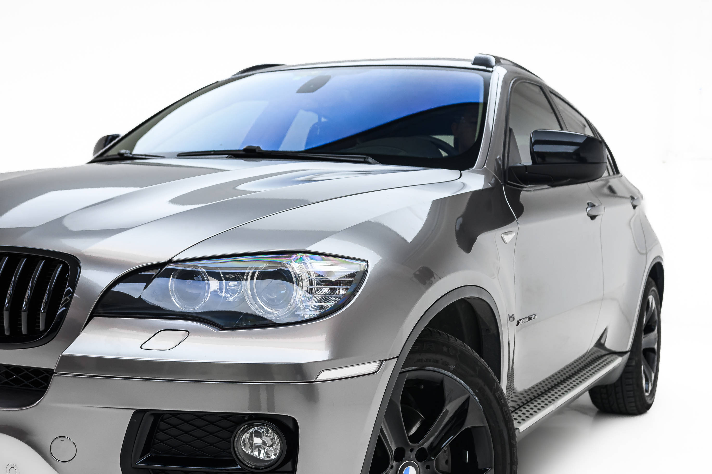 西安汽车贴膜宝马x6液态金属银西安魔度