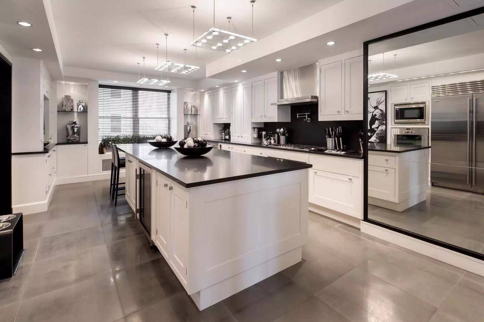 半岛型布局开放式厨房做半岛可以更好的利用空间,对于小户型空间比较