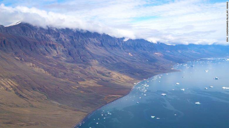 格陵兰岛冰层融化 亿万富翁开启“大型寻宝”探索矿产资源