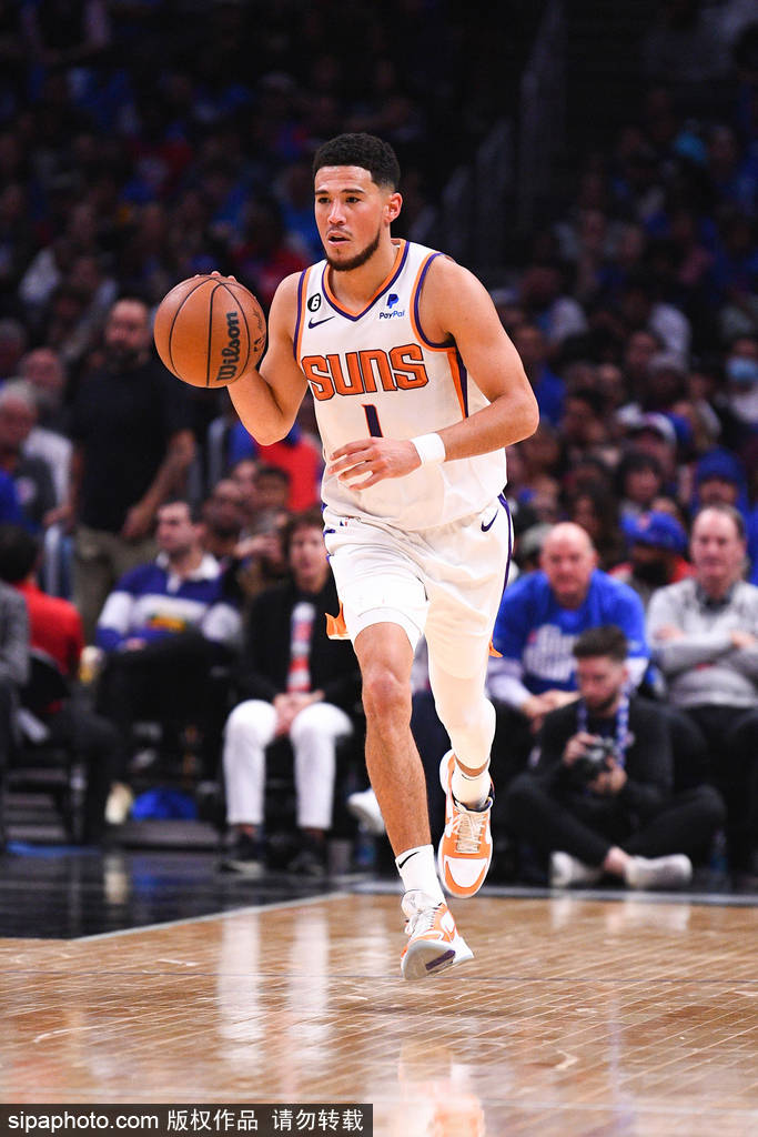 精准中投串联全队进攻节奏