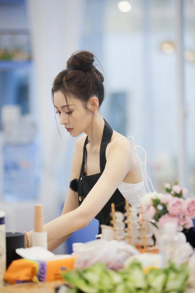 女明星张天爱时尚写真:气质女神、颜值担当-搜狐大视野-搜狐新闻