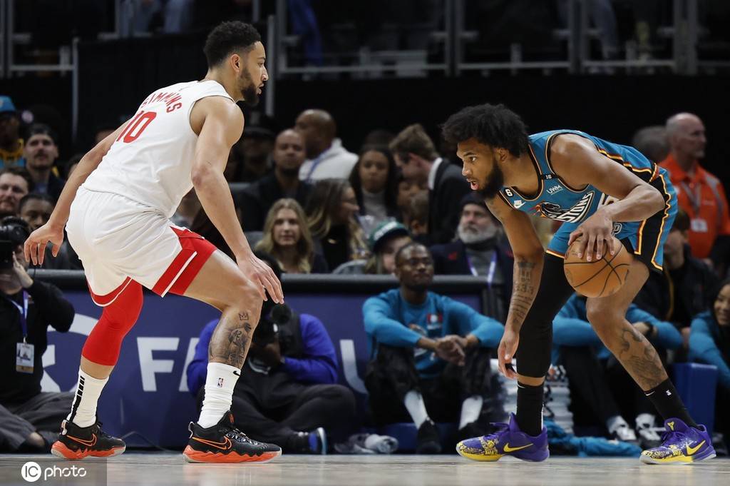 篮网官宣杜兰特无限期休战欧文单核带队迎战东部劲旅凯尔特人