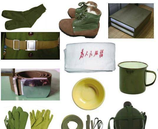 65式军服,20年的红领章情结:一颗红星头上戴,革命的红旗挂两边_帽徽